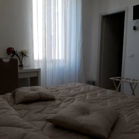 Rosa Del Salento *